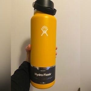 Hydro flask wide mouth 40oz NWT